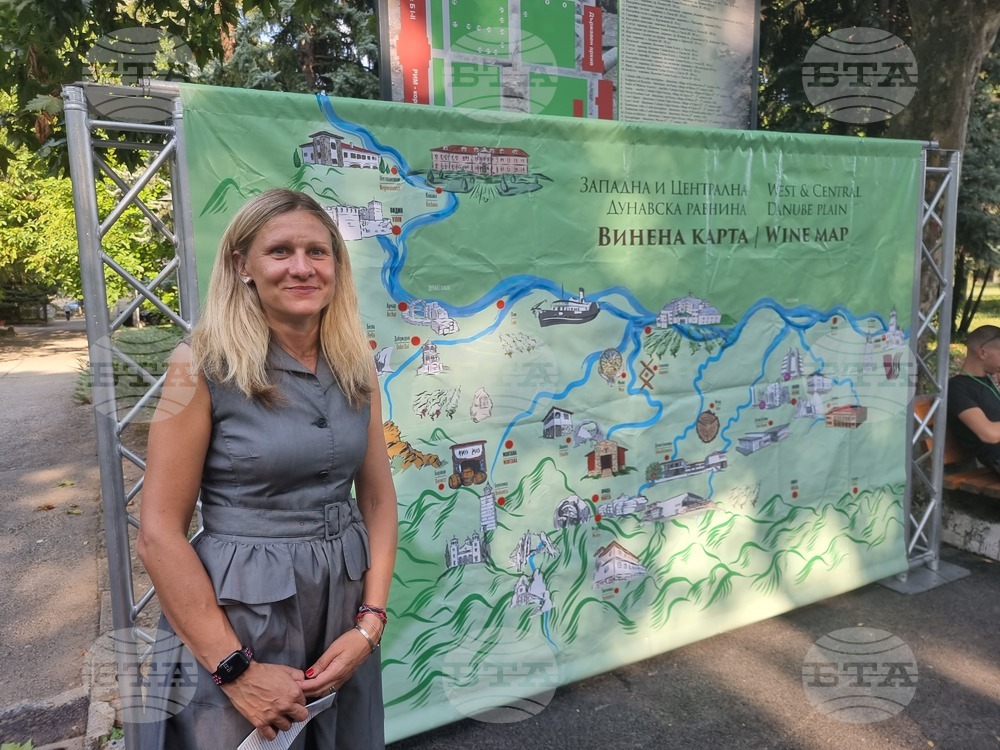 Винена карта предлага на туристите посещения във винарски изби, съчетани с опознаване на културно-исторически забележителности