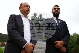 Сърбия - училище - посланик - посещение