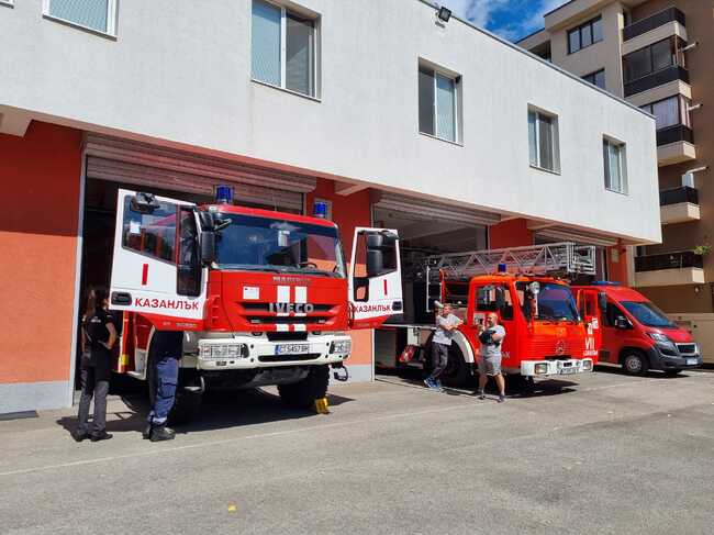 Дни на отворените врати организират в казанлъшката пожарна по повод пожароопасния сезон