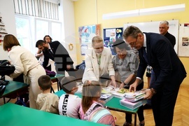 Сърбия - училище - паралелка на български