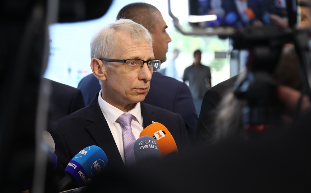 Министерски съвет: Три лаборатории с най-съвременна техника ще ускорят проверката на пробите за наркотици