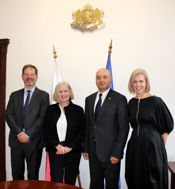 Министерство на правосъдието: Министър Славов представи конституционната реформа пред посланиците на Дания, Швеция и Финландия