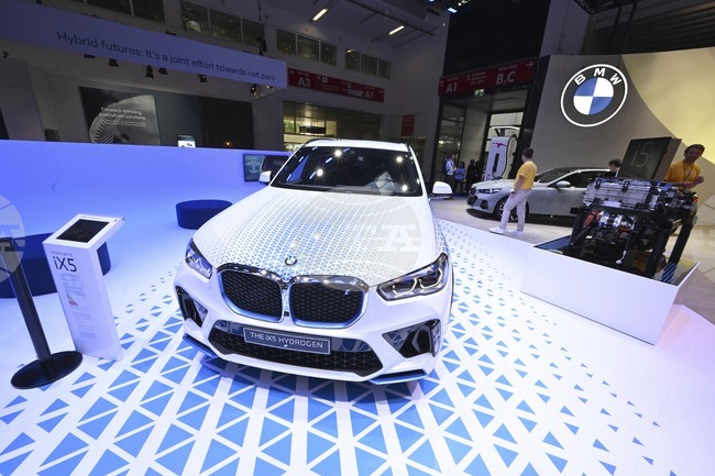 Бе Ем Ве с рекордни продажби в САЩ през 2025 г. благодарение на местен завод, който компенсира влиянието на митата