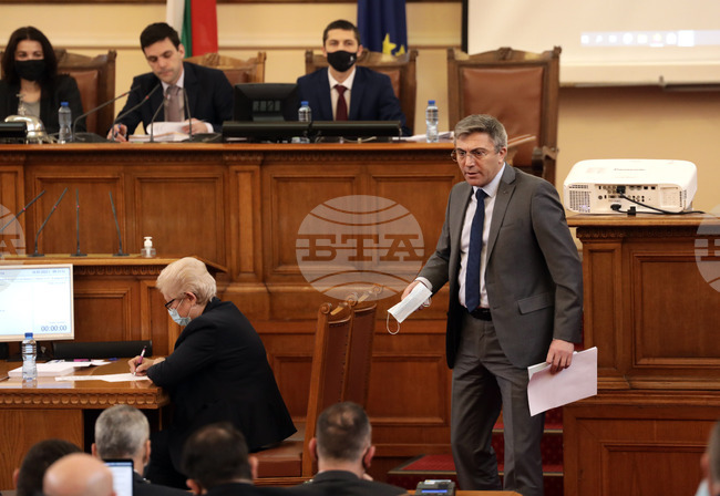 Депутатите ще обсъдят днес процедурни правила
за предлагане на кандидати и избор
на управител на БНБ