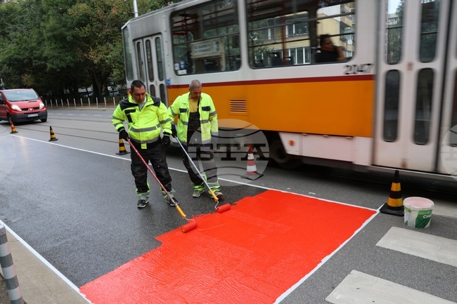 Нов вид пътна настилка - полагане