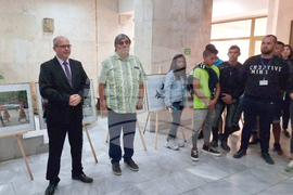 Ловеч - изложба - „Фотодесант“