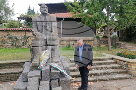 Село Медвен - Захарий Стоянов - исторически четения