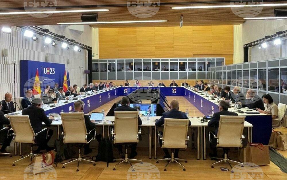 Agriculture Minister: Farmers Must Have Free Access to Digital Networks and Software Applications