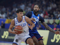CORRECTION World Cup Italy US Basketball