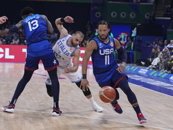 CORRECTION World Cup Italy US Basketball