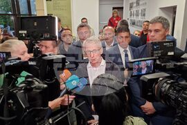 Царево - Николай Денков - посещение - брифинг