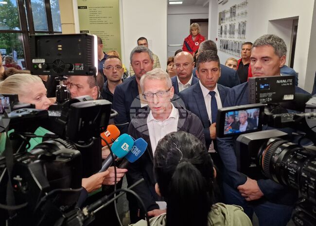 Царево - Николай Денков - посещение - брифинг