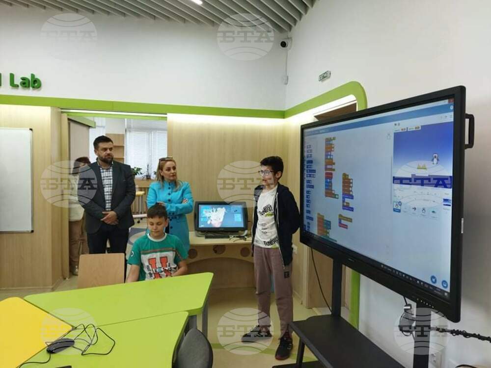 Ученици от Благоевград демонстрираха добри практики в STEM обучението