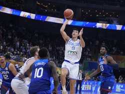 CORRECTION World Cup Italy US Basketball