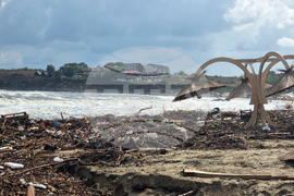 Царево - плаж Нестинарка - обилни дъждове - щети