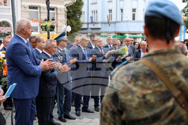 Пловдив - полагане на венци и цветя