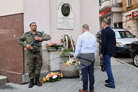 Пловдив - полагане на венци и цветя