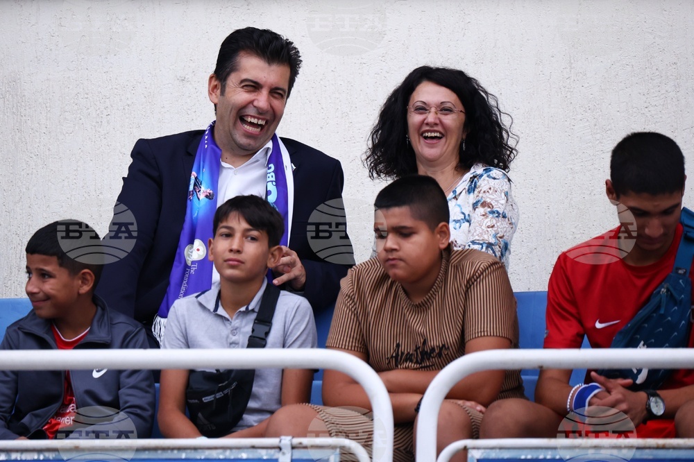 Футбол - Мач на надеждата - благотворително събитие