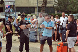 Царево - туристи - извозване