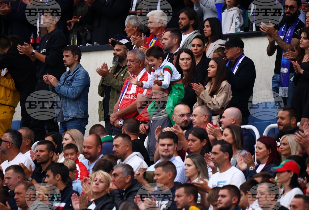 Футбол - Мач на надеждата - благотворително събитие