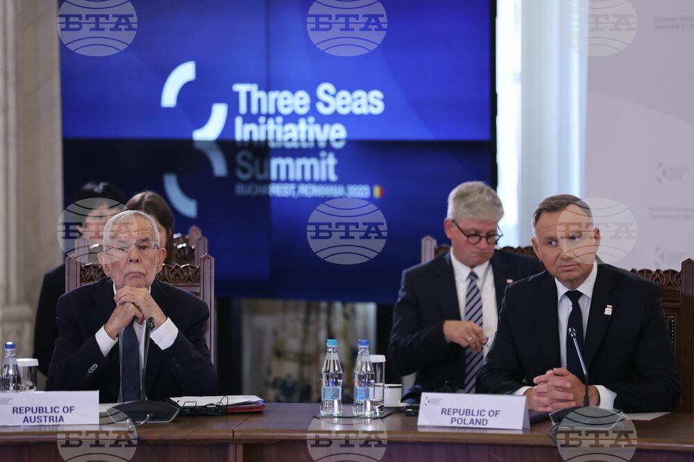 Румъния - среща на върха на инициативата "Три морета" - пленарни разговори