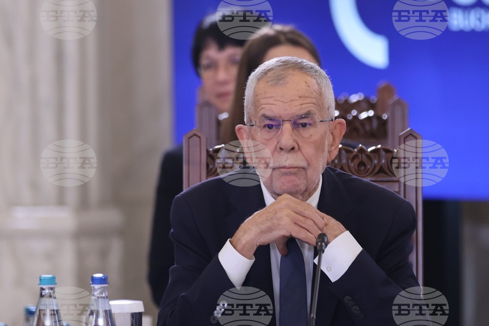 Румъния - среща на върха на инициативата "Три морета" - пленарни разговори