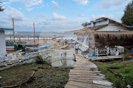 Царево - плаж Арапя - обилни дъждове - щети