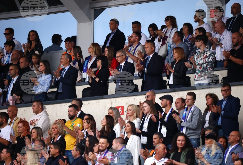 Футбол - Мач на надеждата - благотворително събитие