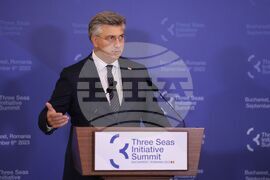 Румъния - среща на върха на инициативата "Три морета" - пресконференция