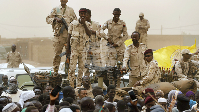 Доналд Тръмп каза, че по молба на саудитския престолонаследник ще помага за прекратяване на войната в Судан