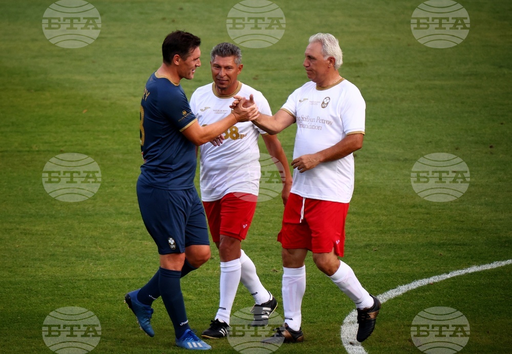 Футбол - Мач на надеждата - благотворително събитие