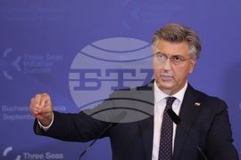 Румъния - среща на върха на инициативата "Три морета" - пресконференция