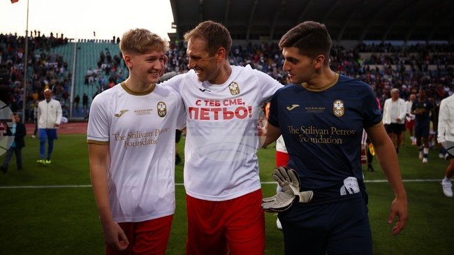 Билетите за благотворителния "Мач на Надеждата" в Бургас са в продажба с цена от 12 до 40 евро