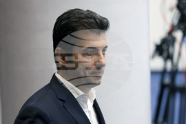 Парламент - заседание - Кирил Петков