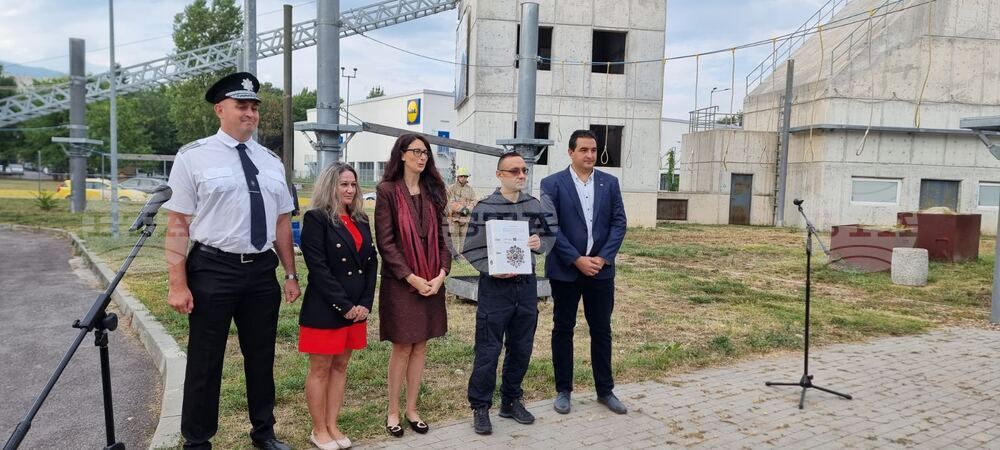  ГД „Пожарна безопасност и защита на населението“ - връчване на договор