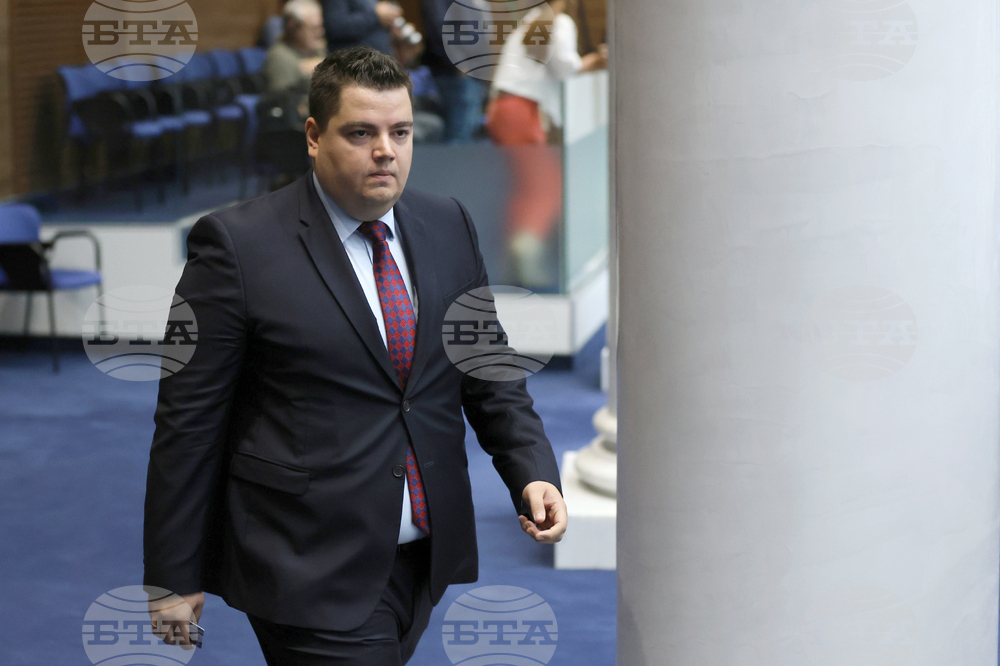 Парламент - заседание - Стою Стоев