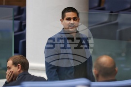 Парламент - заседание - Радостин Василев