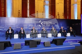 Румъния - Инициатива “Три морета” - бизнес форум