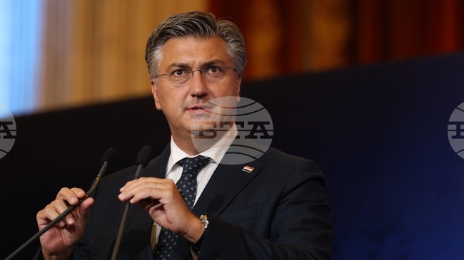 Твърде рано е да се смята, че кризата в Близкия изток е приключила, заяви хърватският премиер Андрей Пленкович