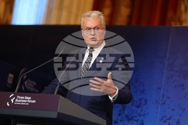 Румъния - Инициатива “Три морета” - бизнес форум