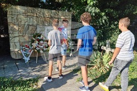 Добрич - Южна Добруджа - почит към героите