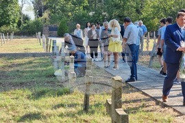 Добрич - Южна Добруджа - почит към героите