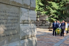 Добрич - Южна Добруджа - почит към героите