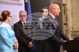 Народно събрание - пресконференция