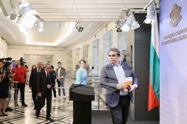 Народно събрание - пресконференция