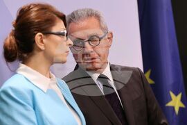 Народно събрание - пресконференция