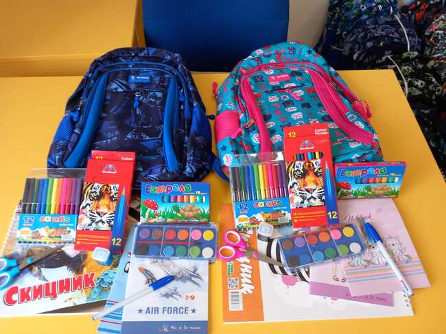 Община Кърджали подарява раници на 671 първокласници за 15 септември