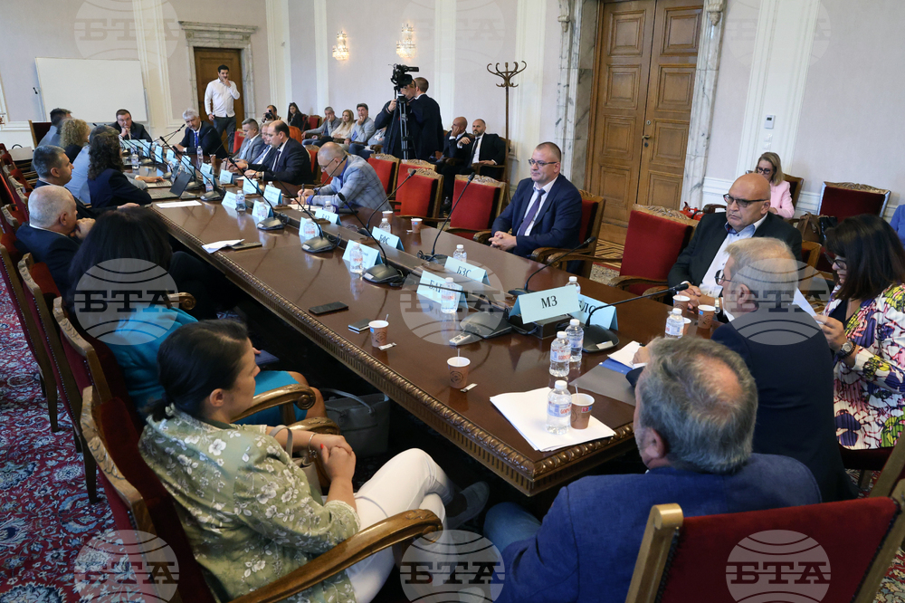 Парламент - Комисия по здравеопазването - Христо Хинков - изслушване