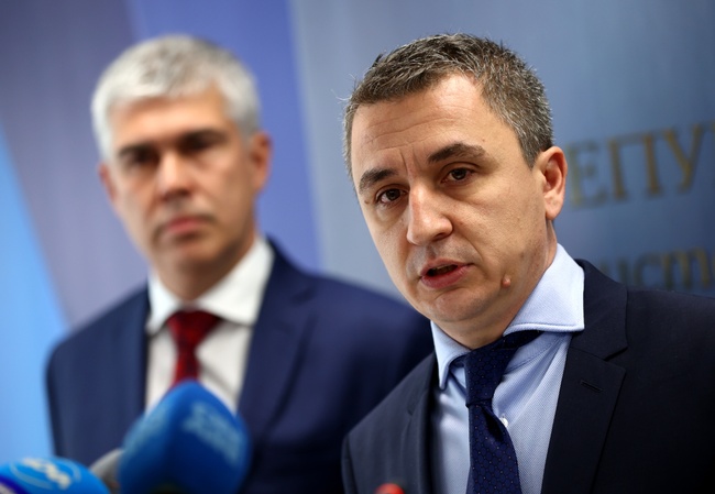 В. "Файненшъл таймс": България казва, че новите условия на Путин за плащане за природния газ са свързани с прекалено много юридически рискове