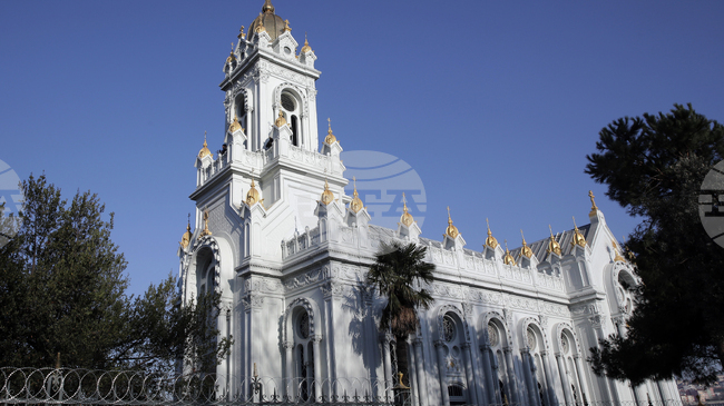 St Stephen "Iron" Church in Istanbul Hosts Exhibition of Contemporary Turkish Artists Linked to Bulgaria